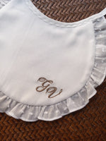 Bavaglino con rouche in plumetis