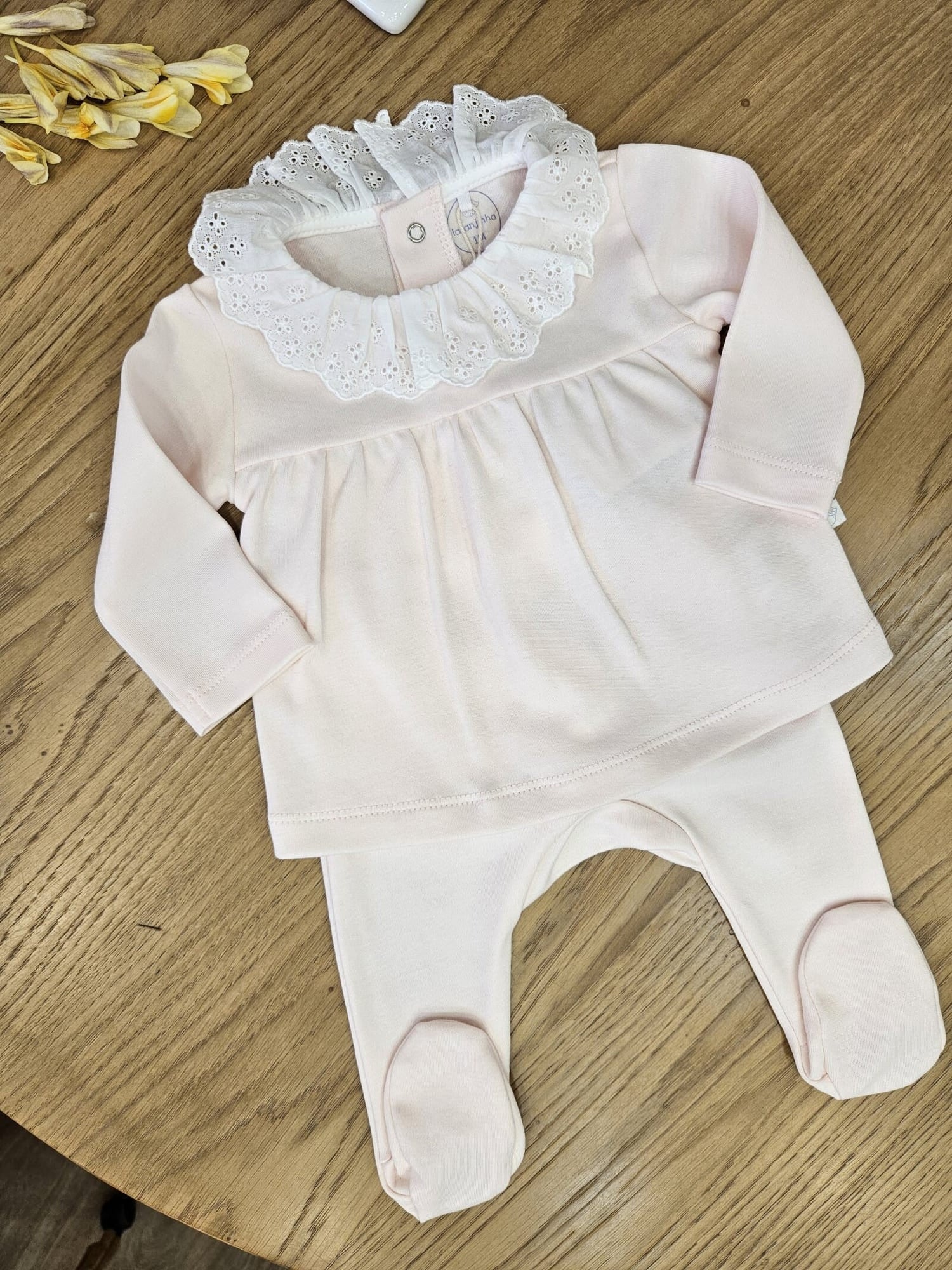 Completo due pezzi in jersey di cotone con colletto in sangallo