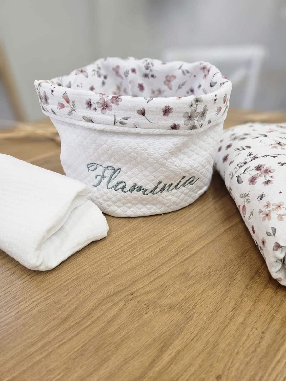 Coordinato bagnetto e cambio in spugna di cotone e mussola