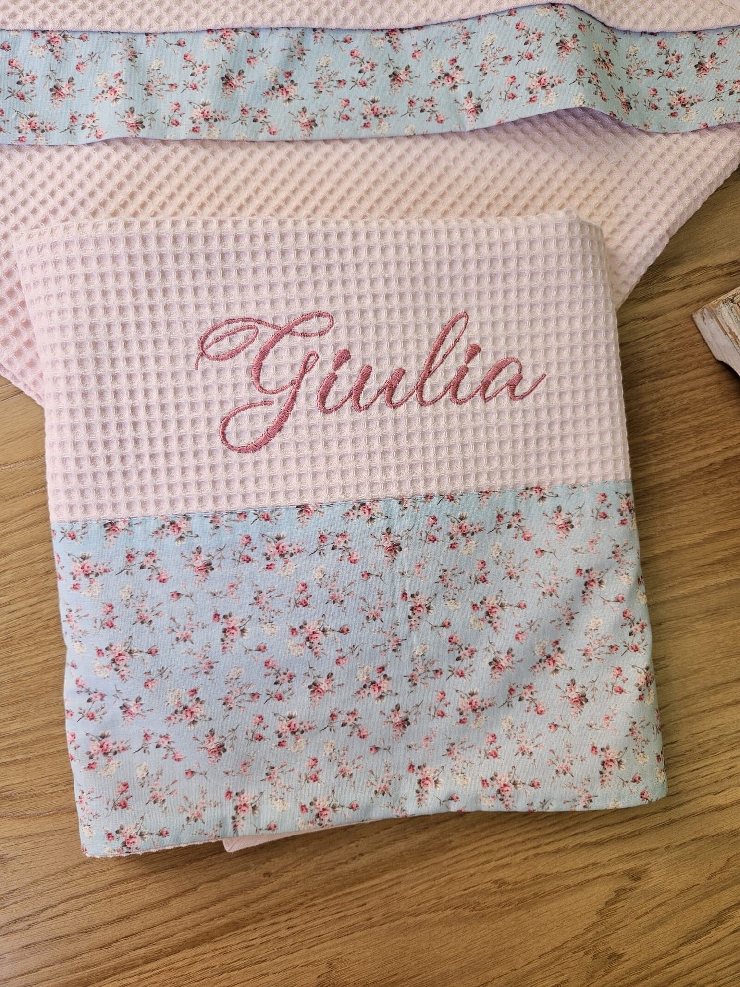 Coordinato bagnetto, accappatoio, telo e borsello