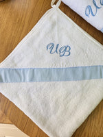 Coordinato bagnetto in spugna BASIC, accappatoio e telo