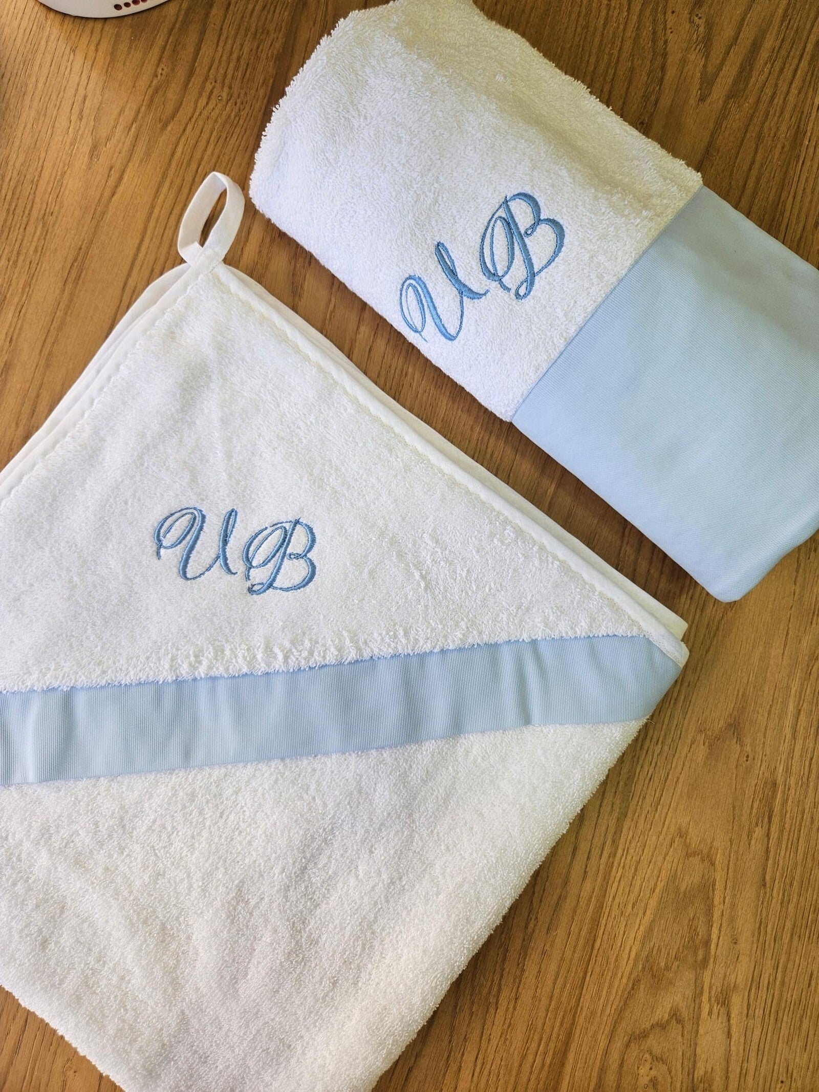 Coordinato bagnetto in spugna BASIC, accappatoio e telo