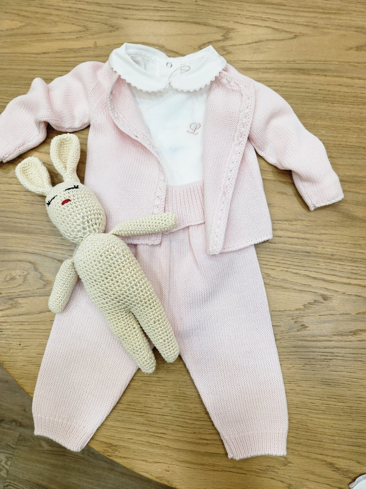 Completo due pezzi a maglia, cardigan con pantaloni