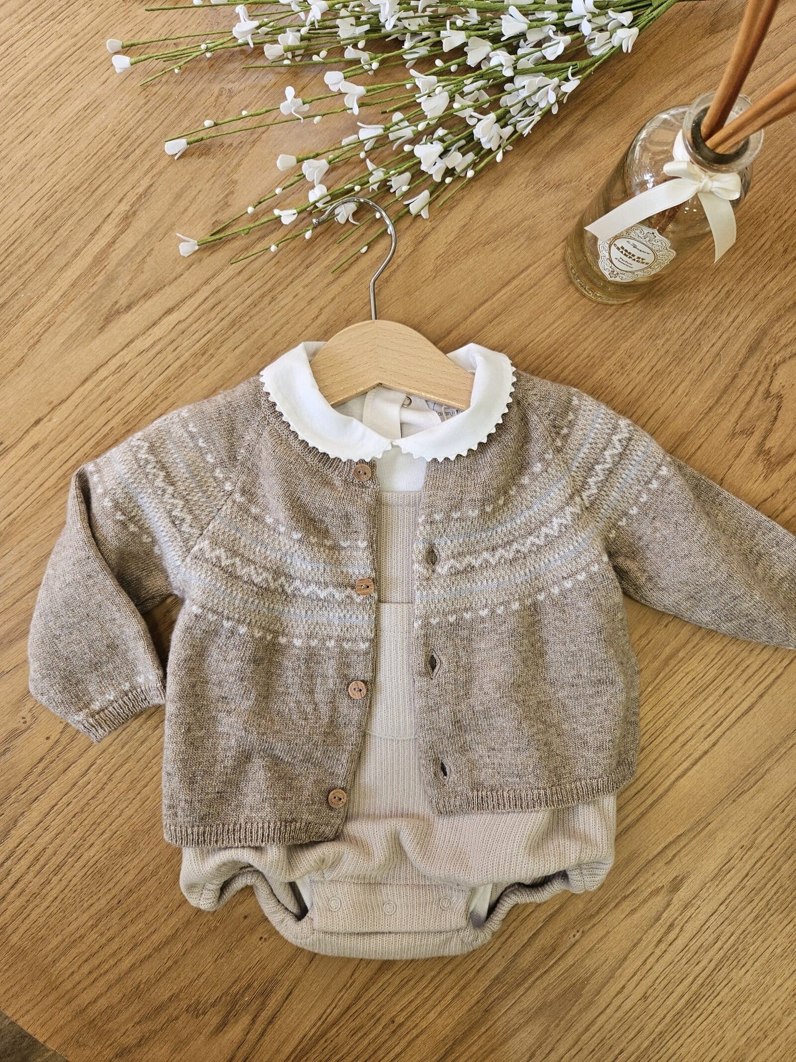 Cardigan in lana misto cashmere jacquard