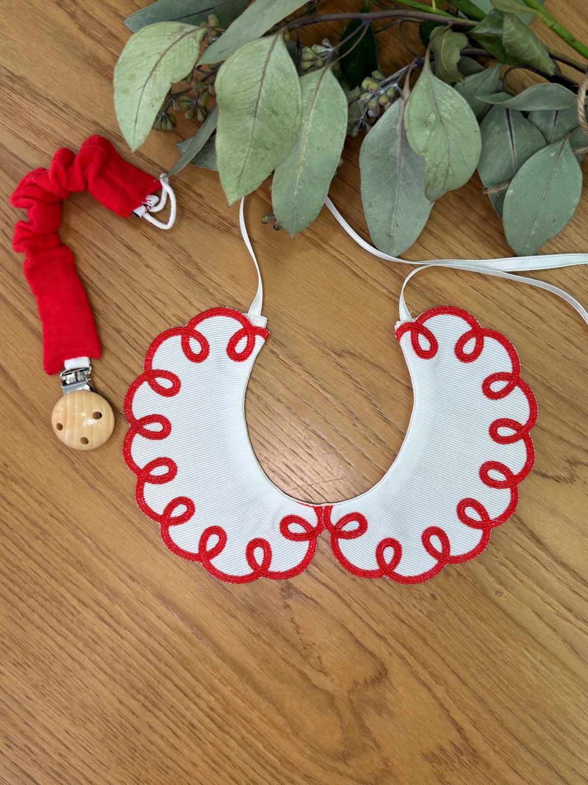 Colletto in piquet di cotone con ricamo