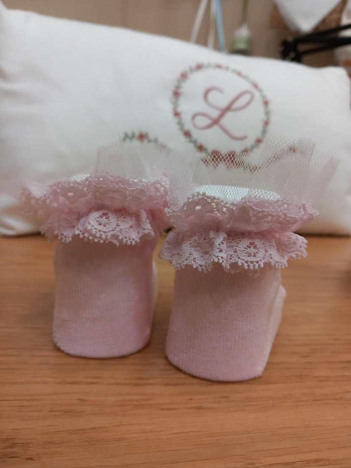 Calzini Newborn con rouche in pizzo