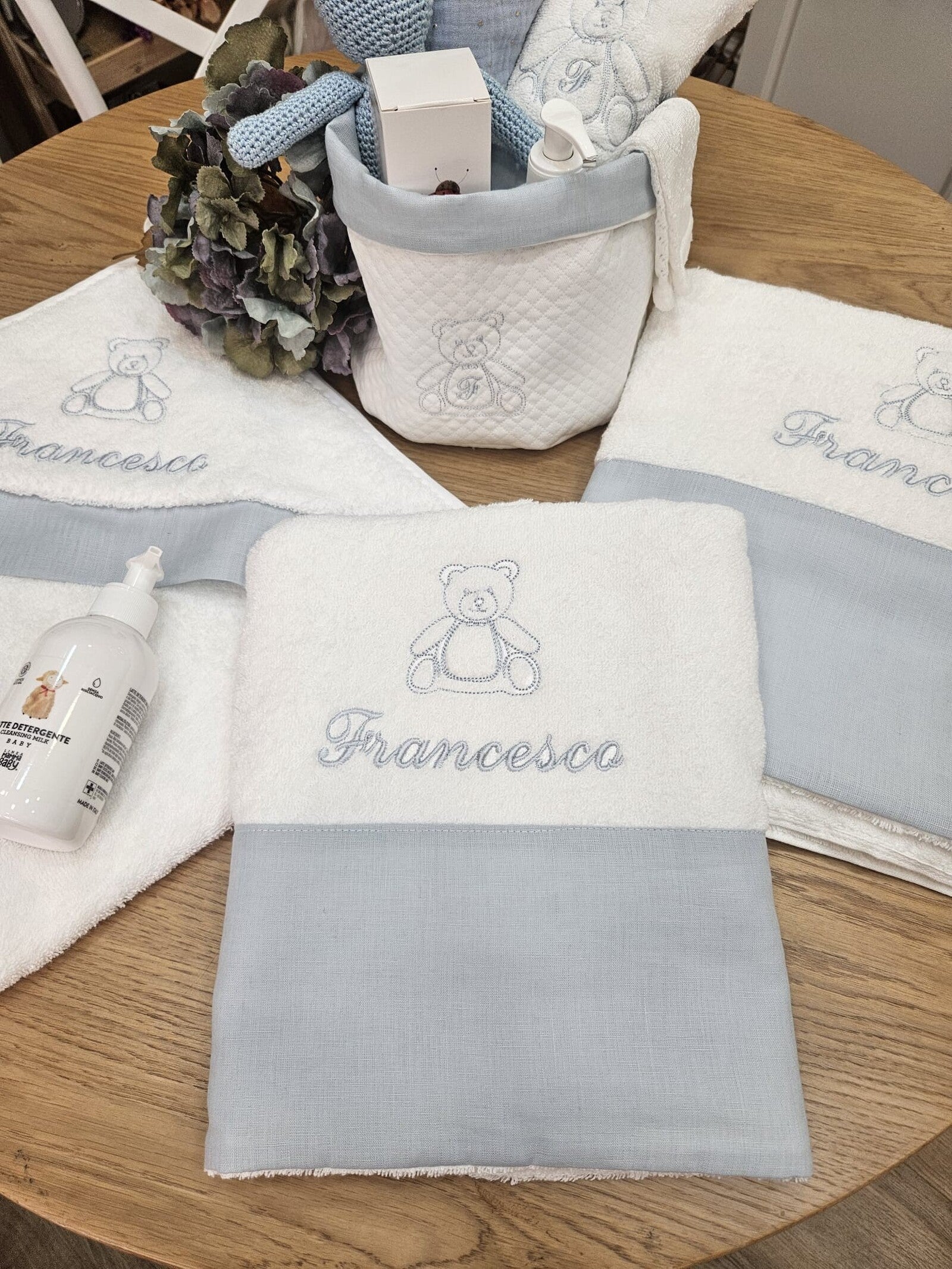 Coordinato da bagno in spugna di cotone e lino