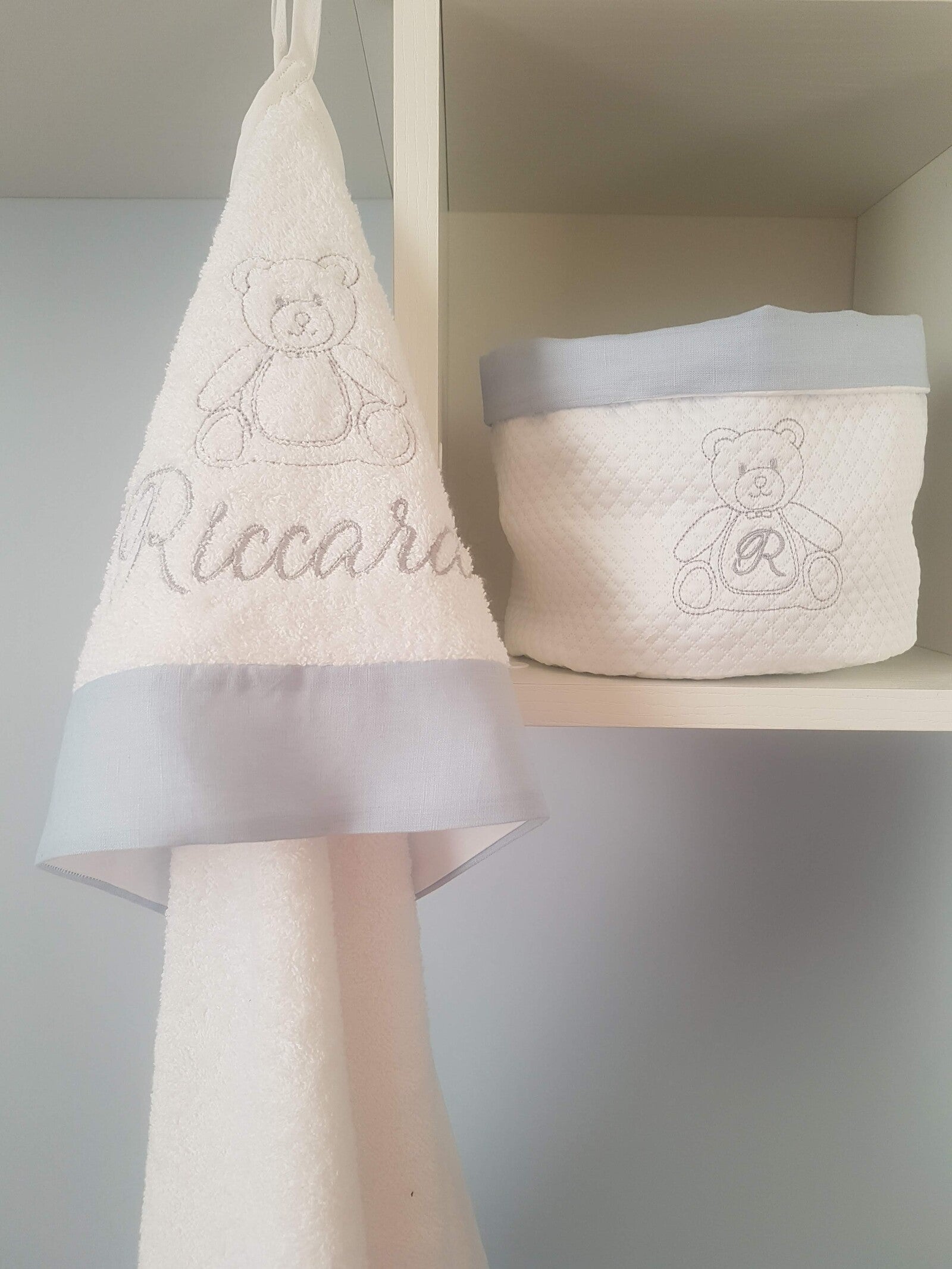 Coordinato da bagno in spugna di cotone e lino