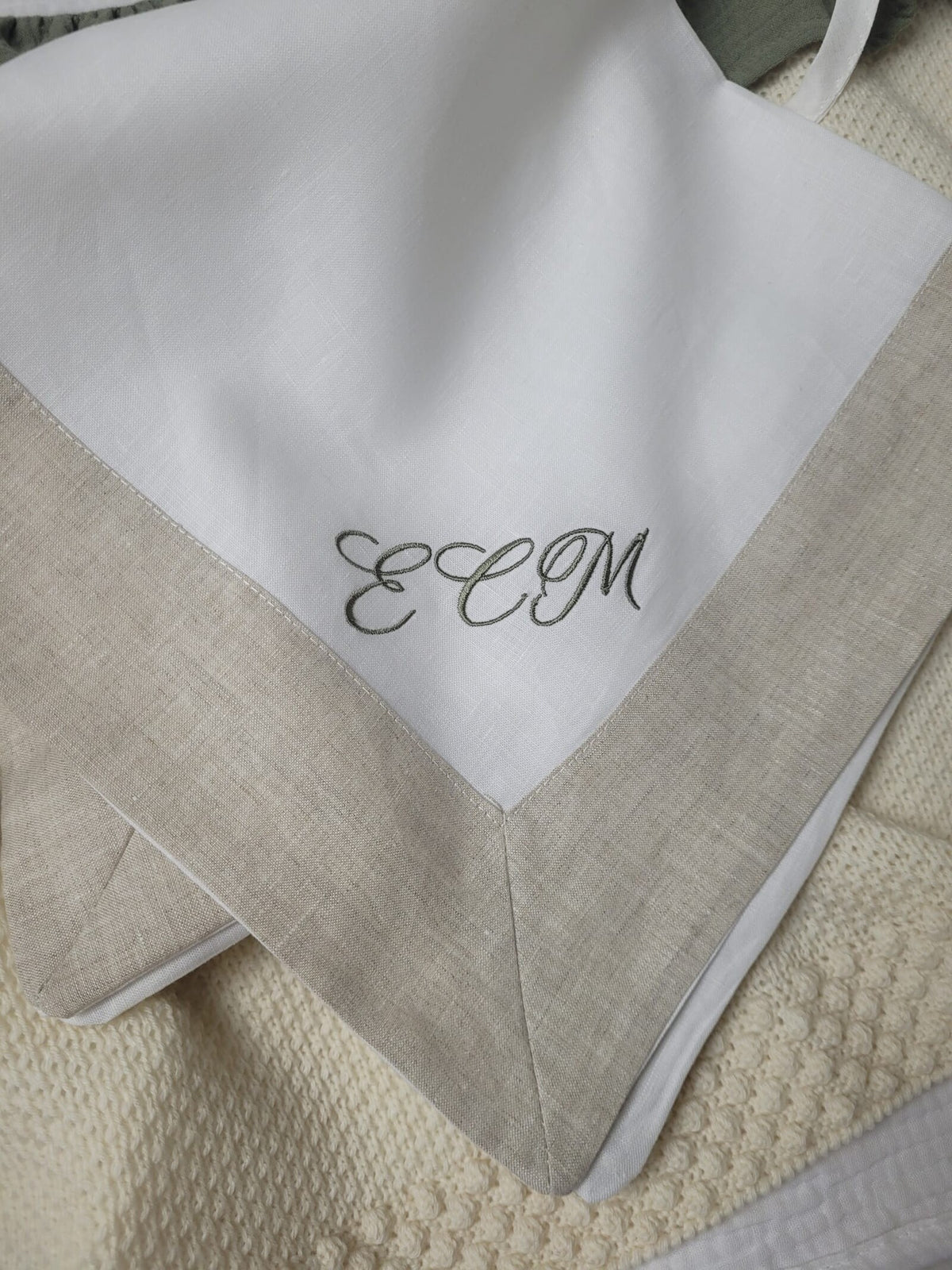 Quadrato  in lino con fascia in lino