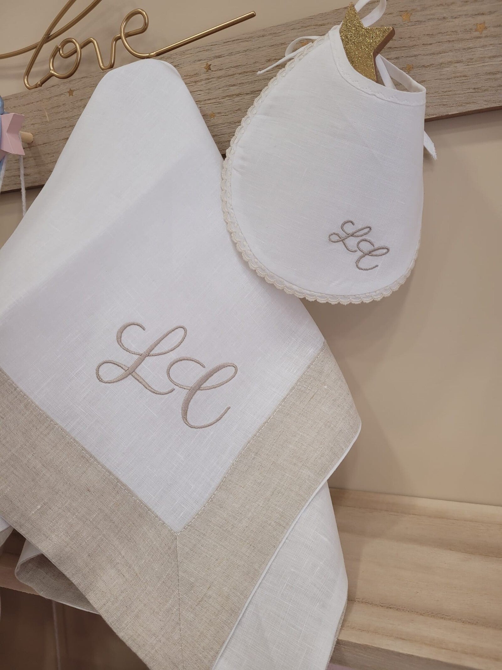 Quadrato  in lino con fascia in lino