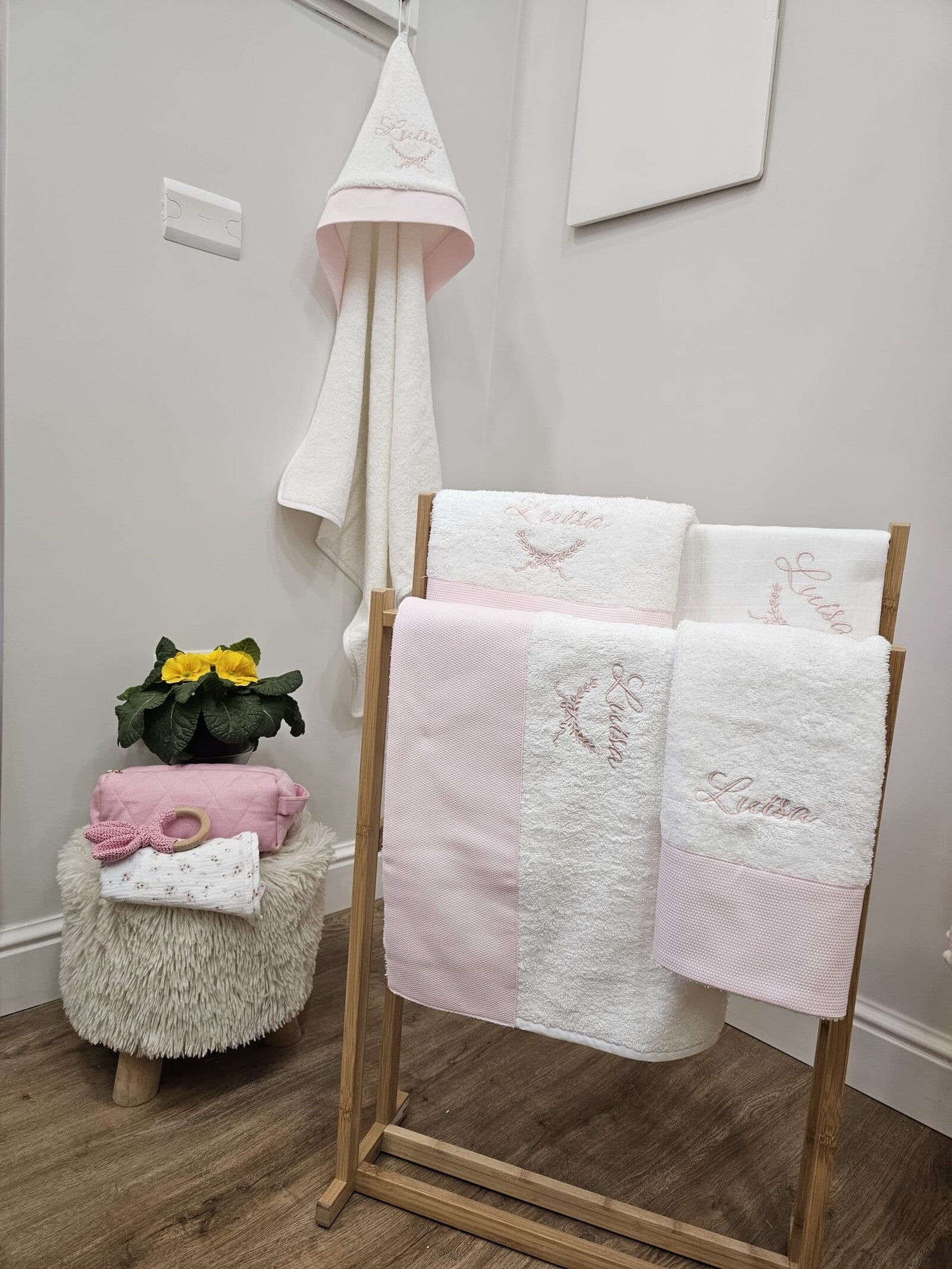 Coordinato bagno Baby love in spugna di cotone