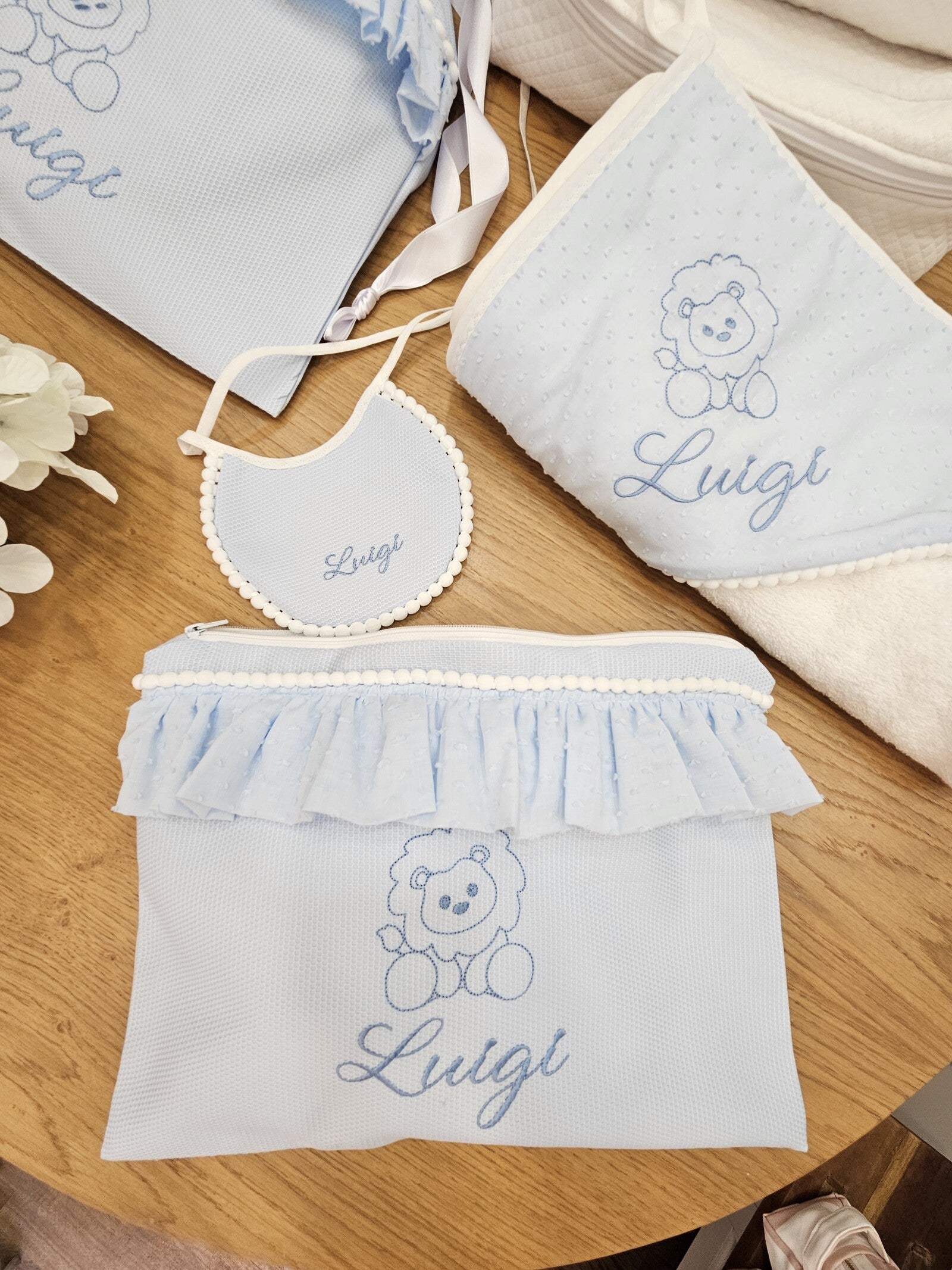 Borsello baby love con rouche in plumetis