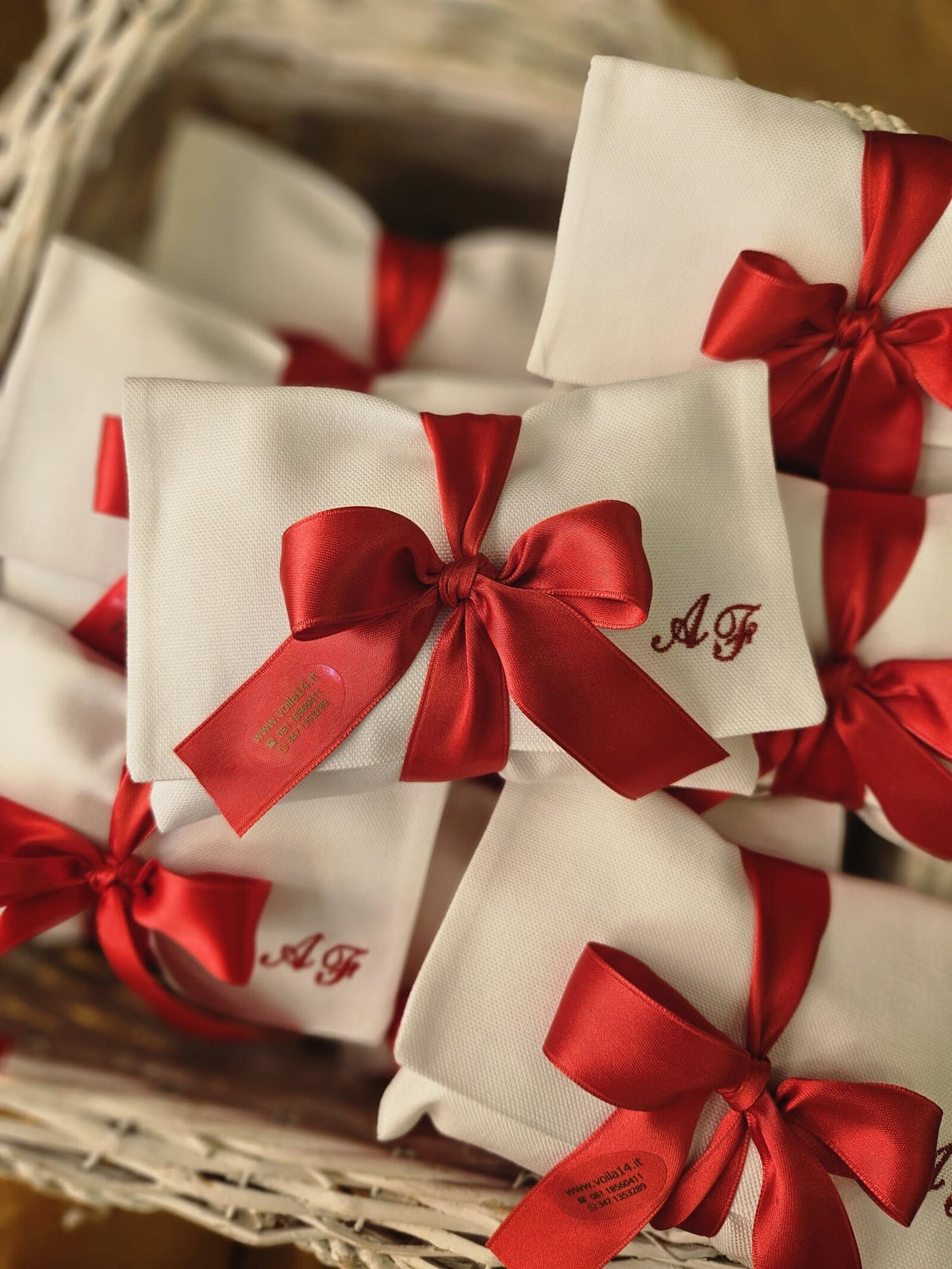 Pochette portaconfetti bianca