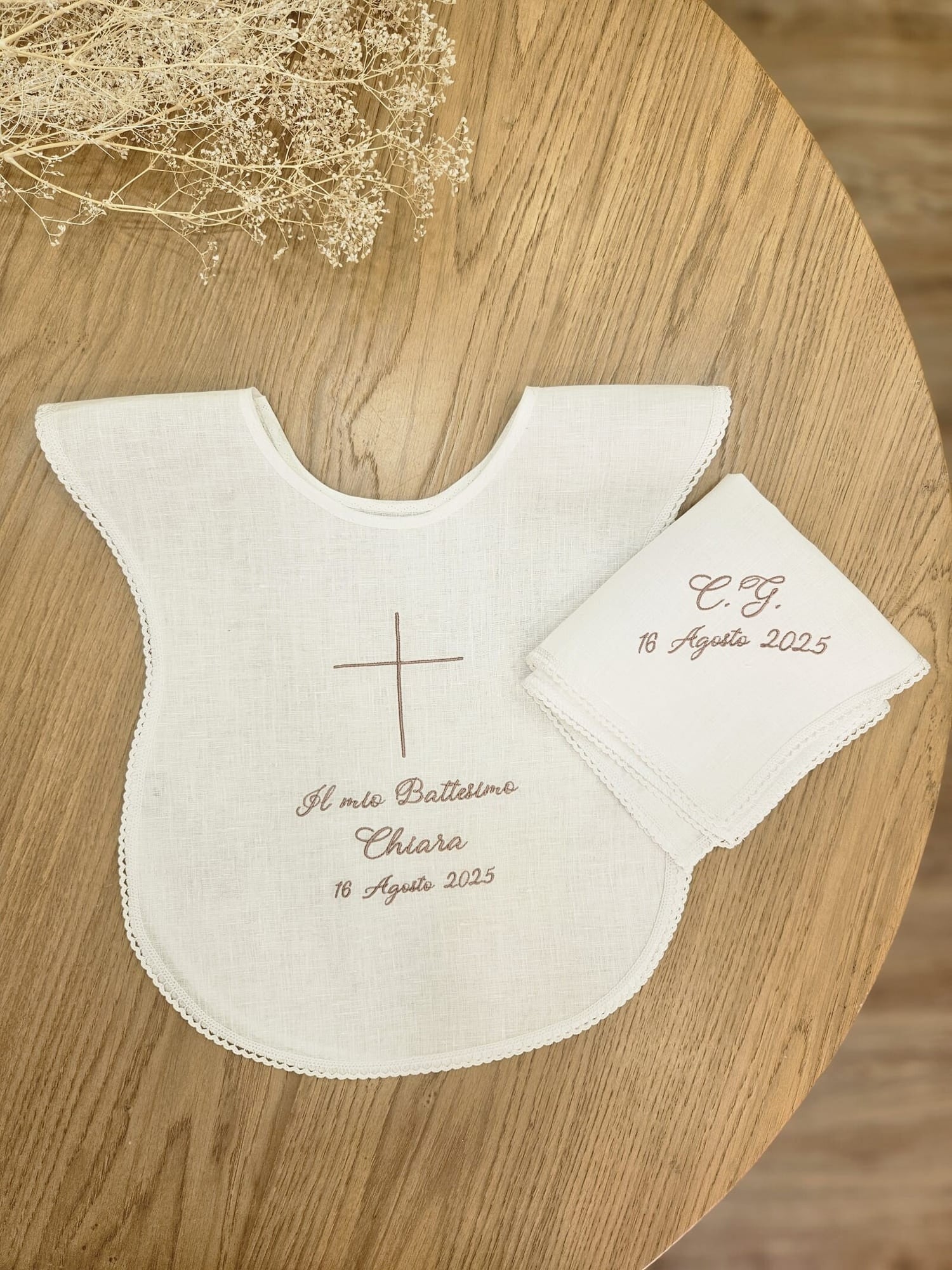 Camicino e fazzoletto battesimale con merlettino