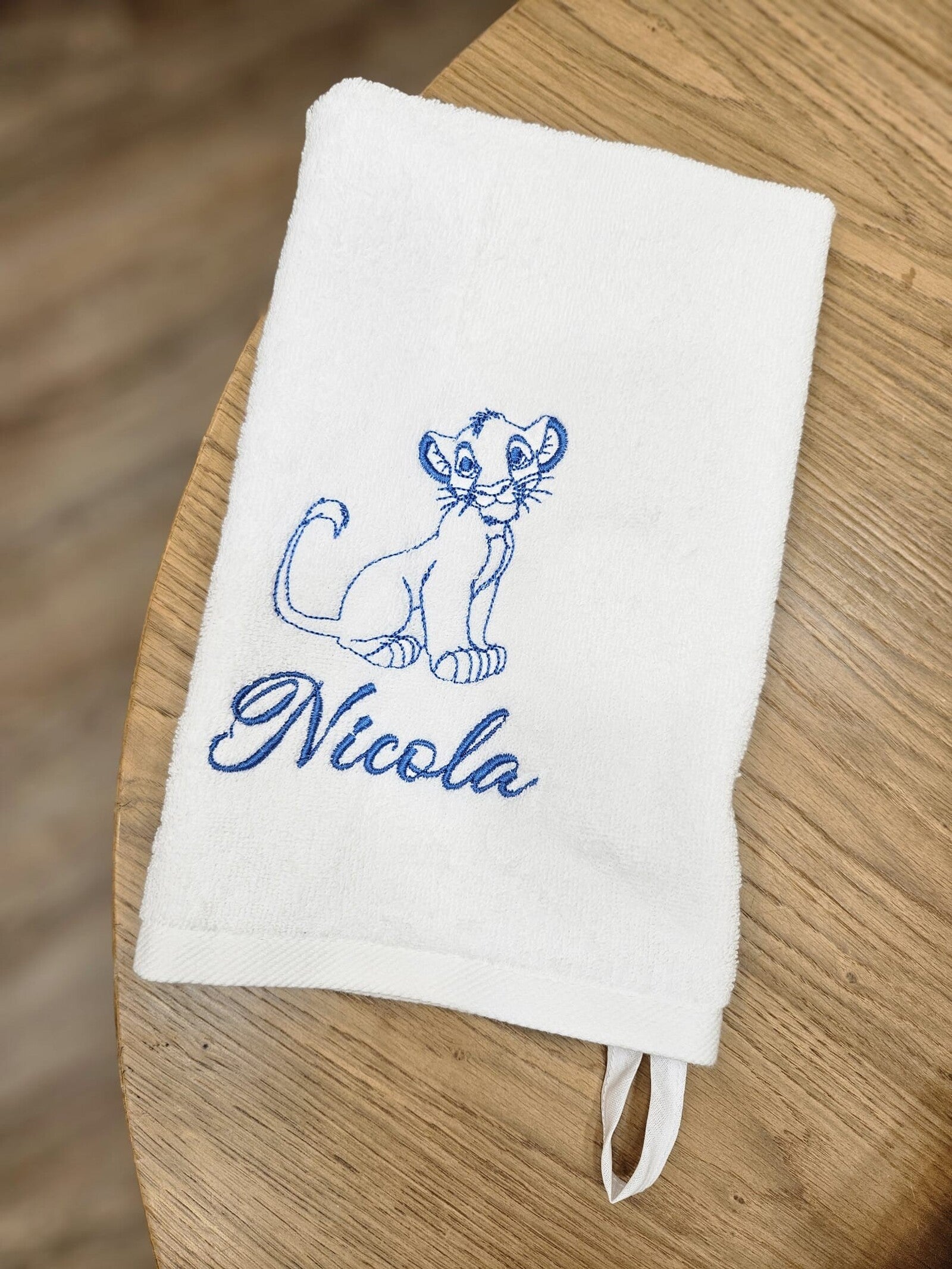Asciugamanino in spugna personalizzato con il nome