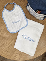 Asciugamanino in spugna personalizzato con il nome