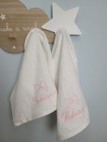 Asciugamanino in spugna personalizzato con il nome