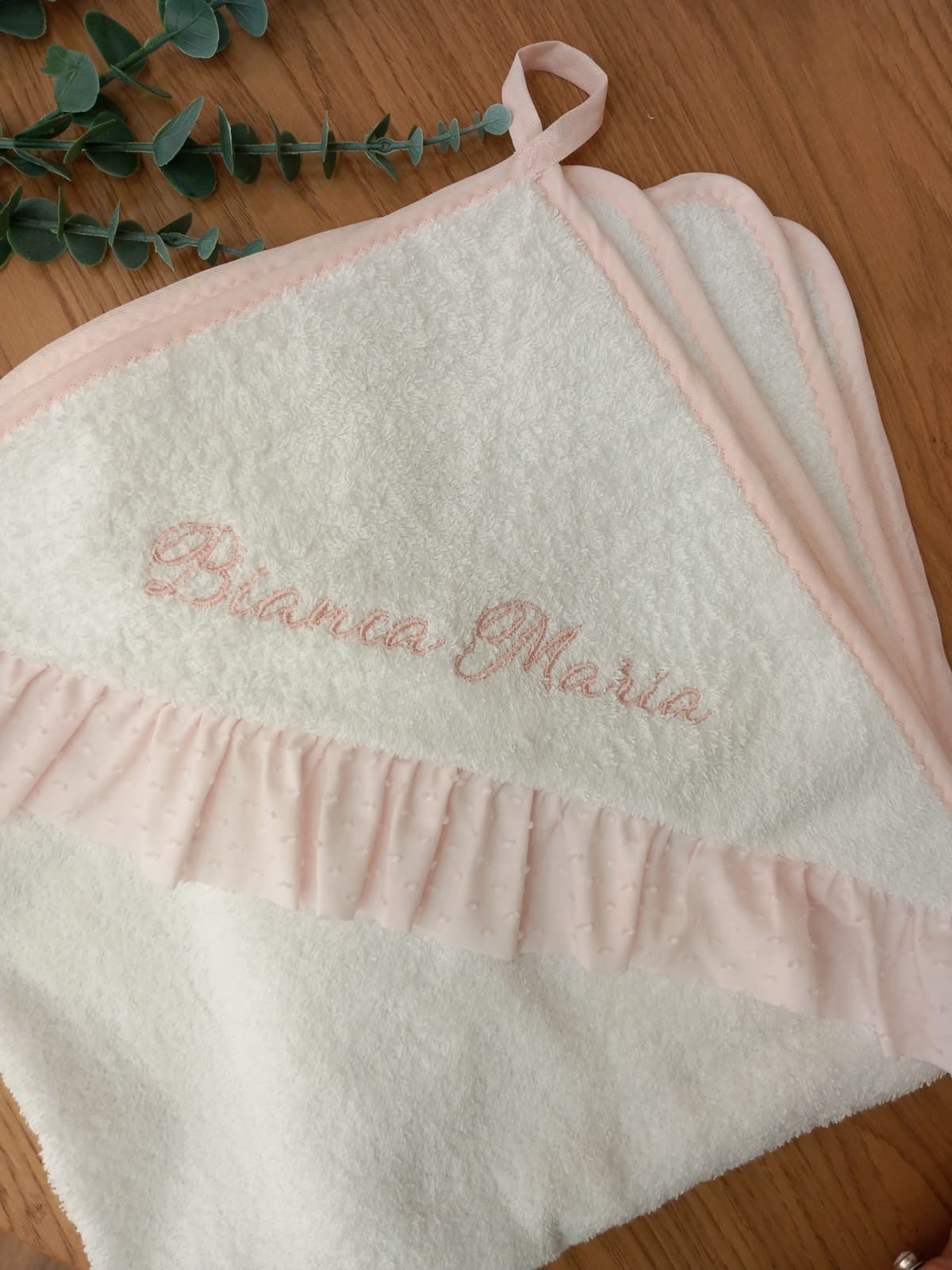Accappatoio neonato in spugna bianca e rouche in plumetis