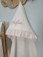 Accappatoio neonato in spugna bianca e rouche in plumetis