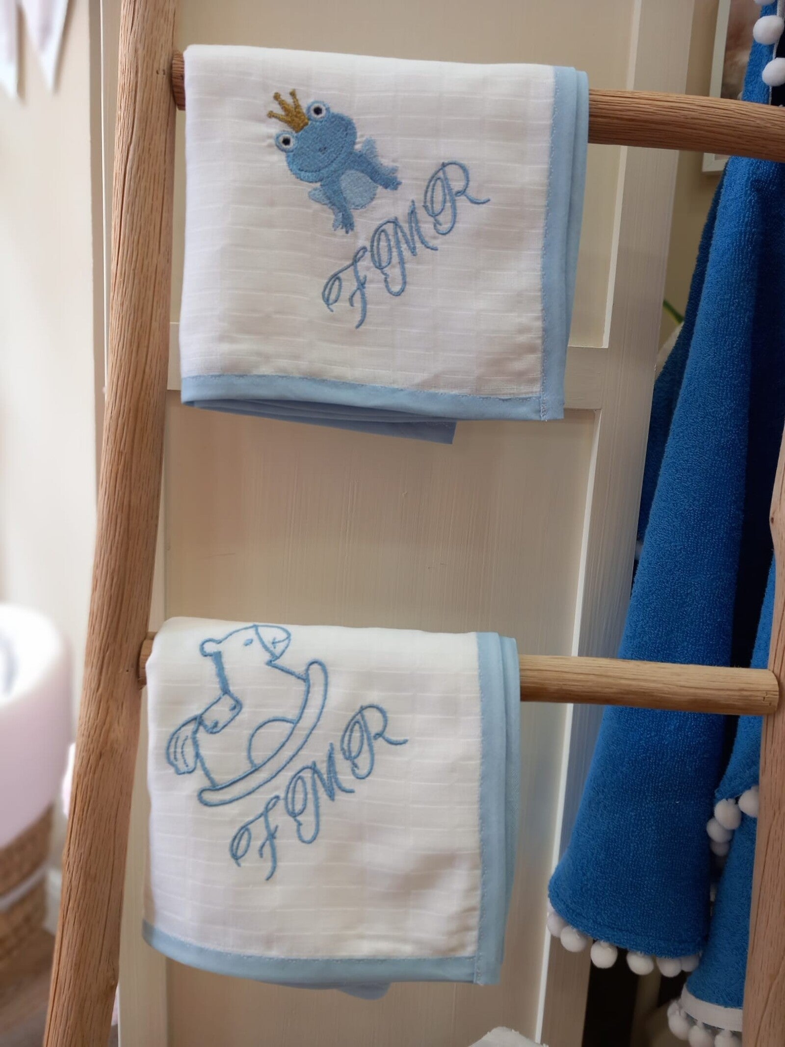 Quadrato in cotone con profilo