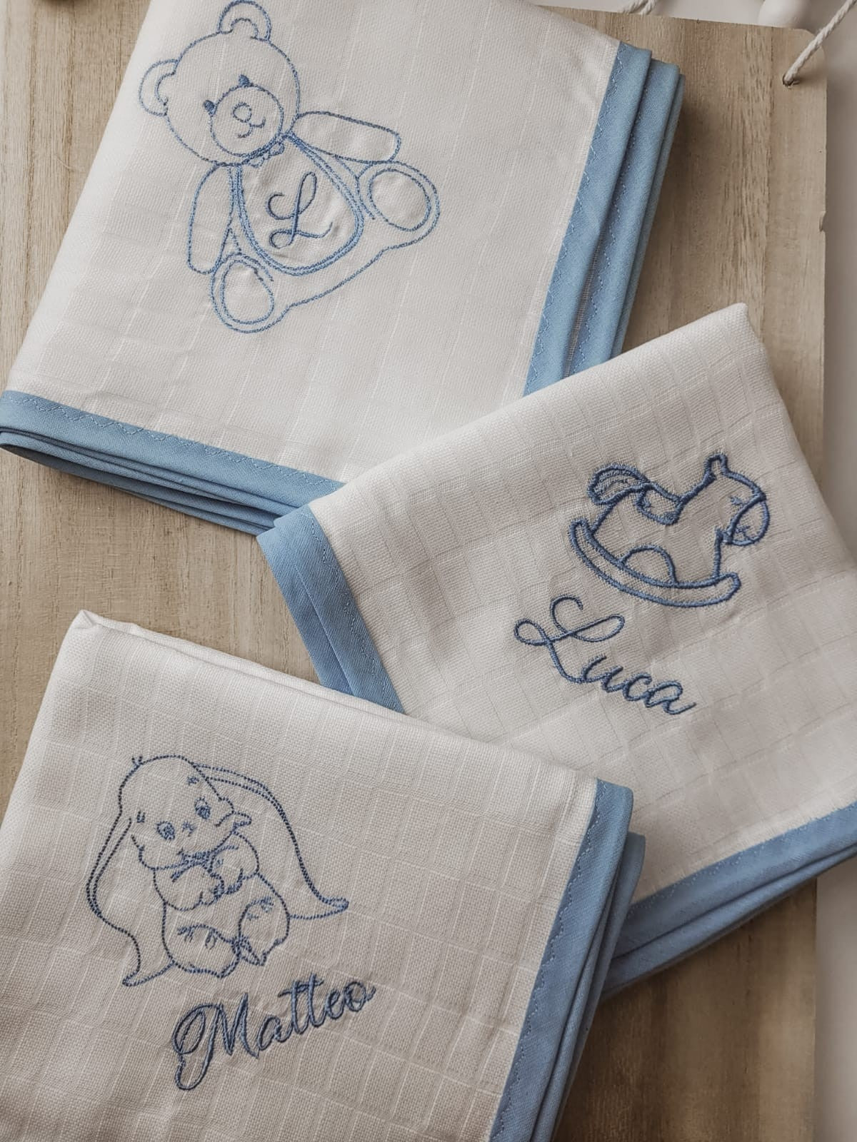 Quadrato in cotone con profilo