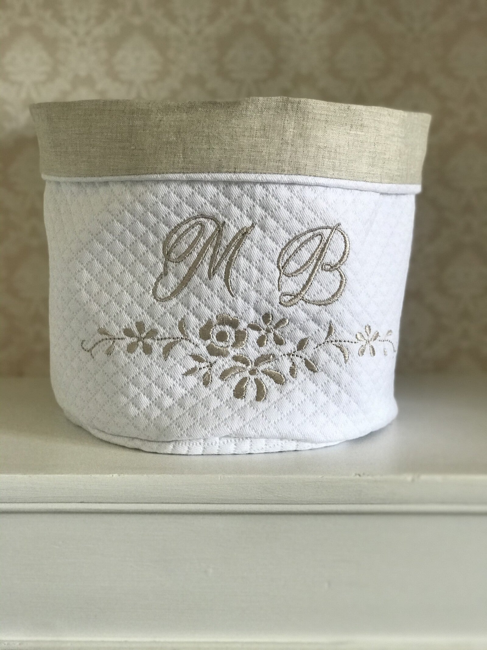 Cestino prodotti bagno in piquè e lino