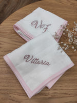 Coppia di quadrati di cotone con profilo colorato