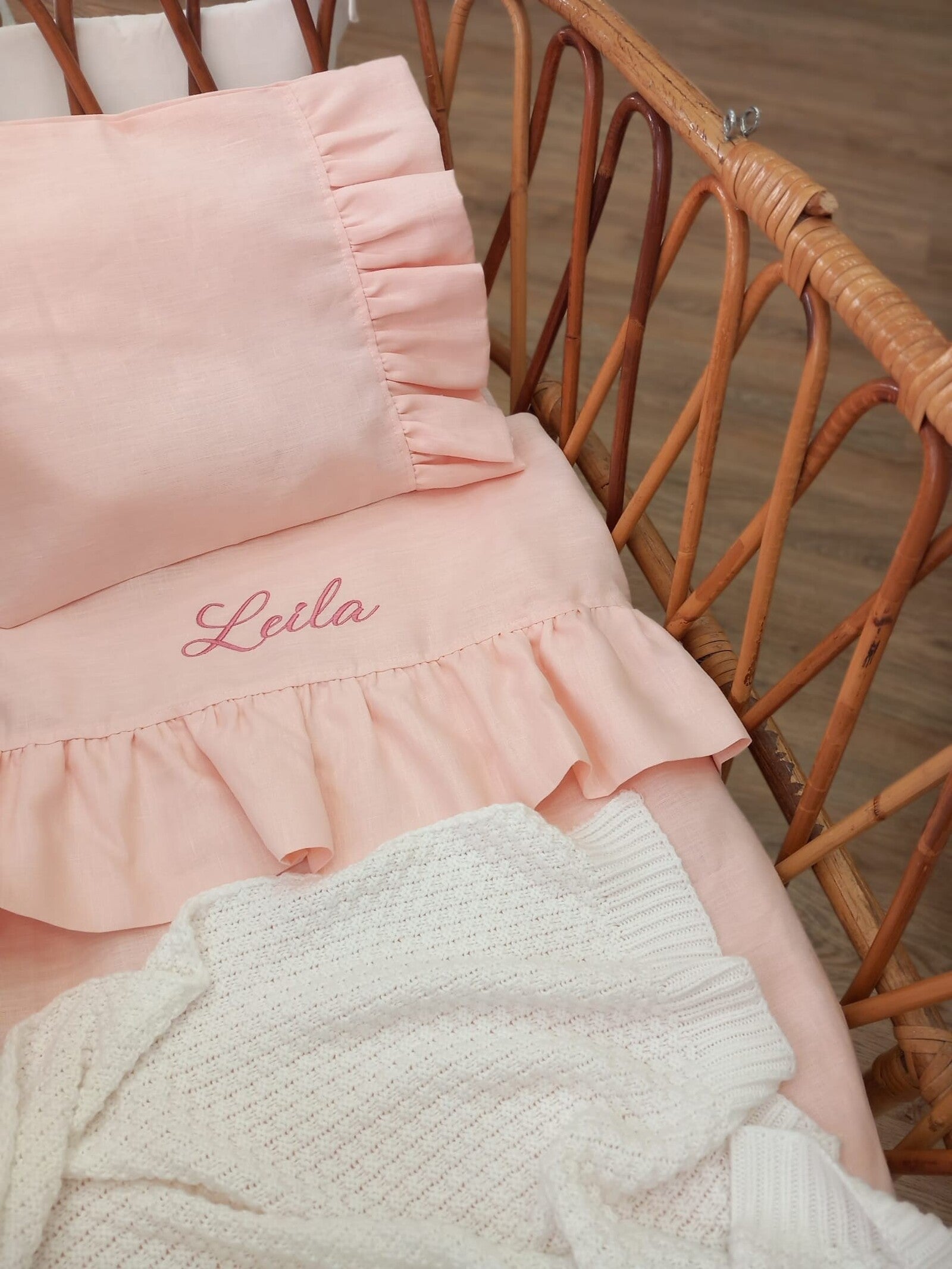 Lenzuolino in lino con rouche