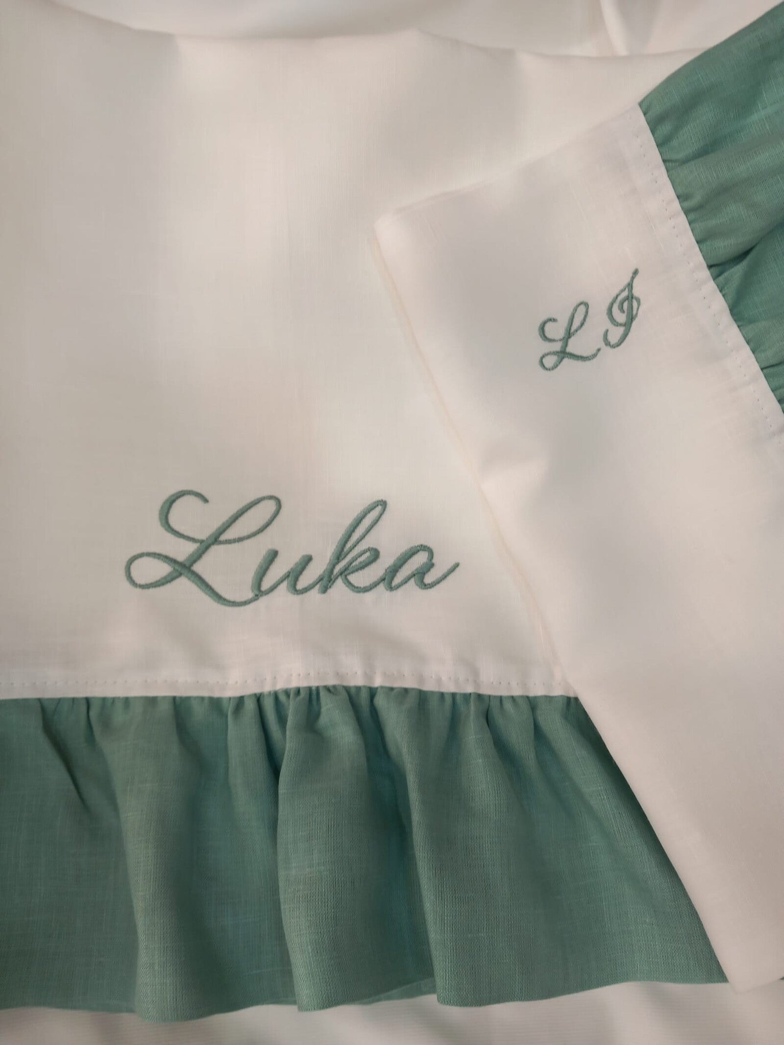 Lenzuolino in lino con rouche