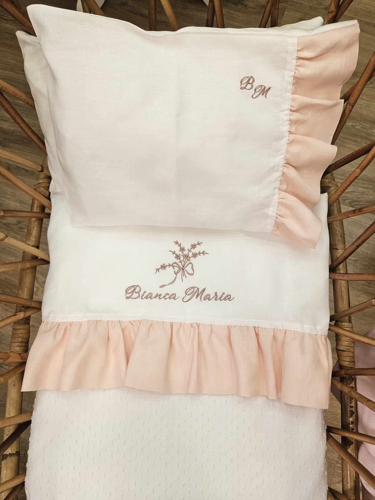 Lenzuolino in lino con rouche