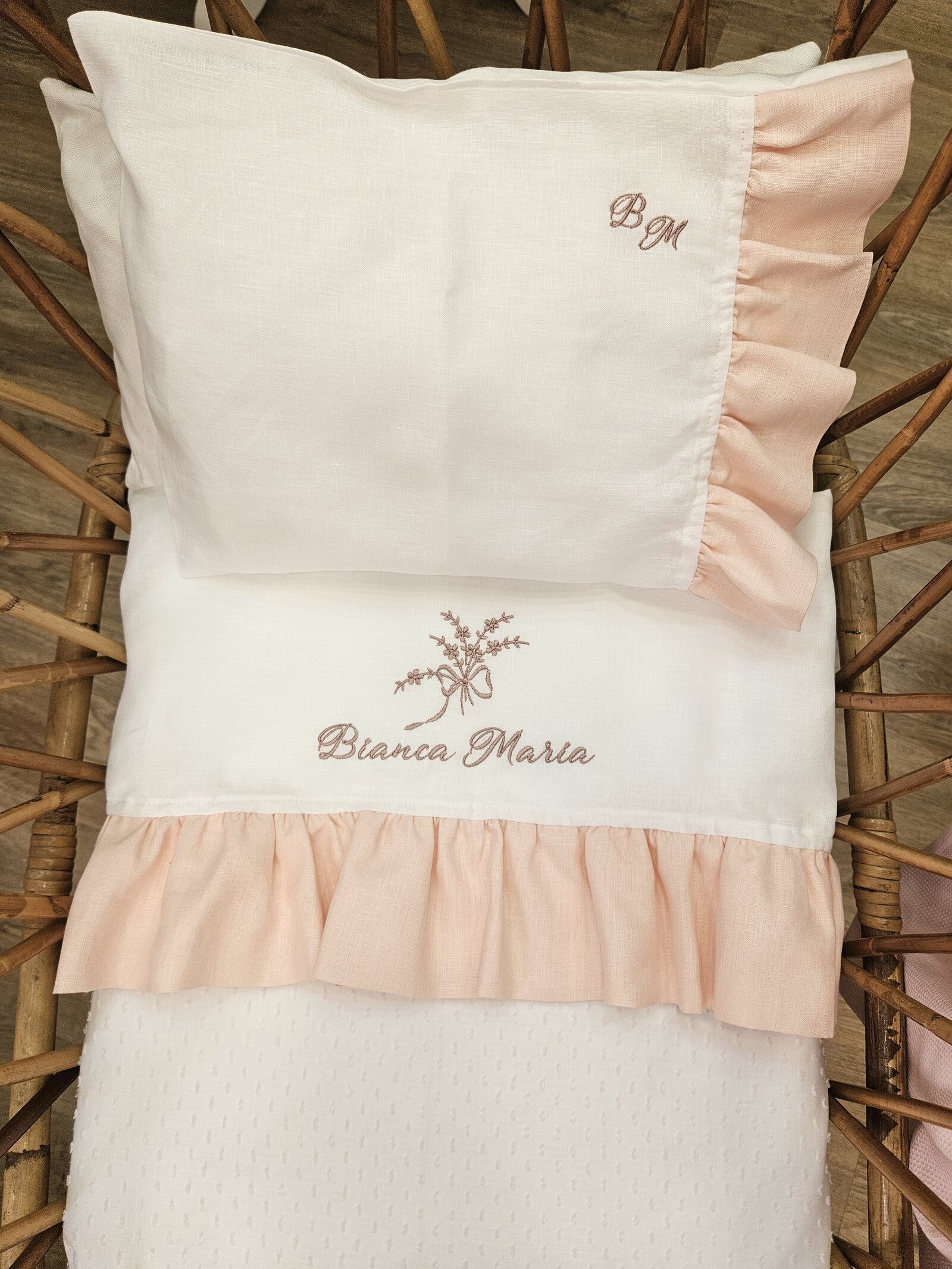 Lenzuolino in lino con rouche