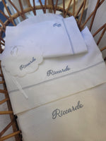 Lenzuolino con merlettino colorato