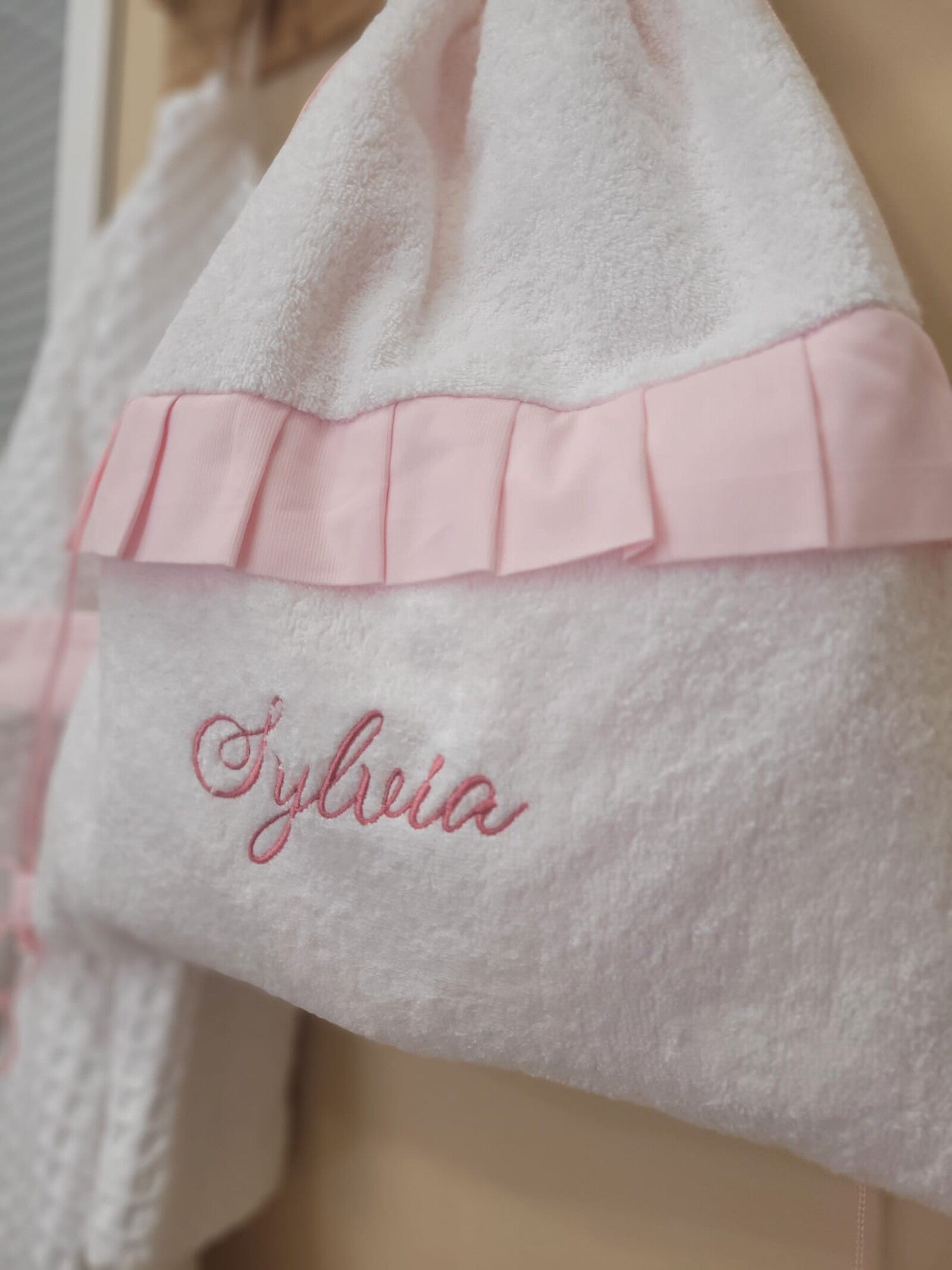 Sacca a spalla in spugna bianca