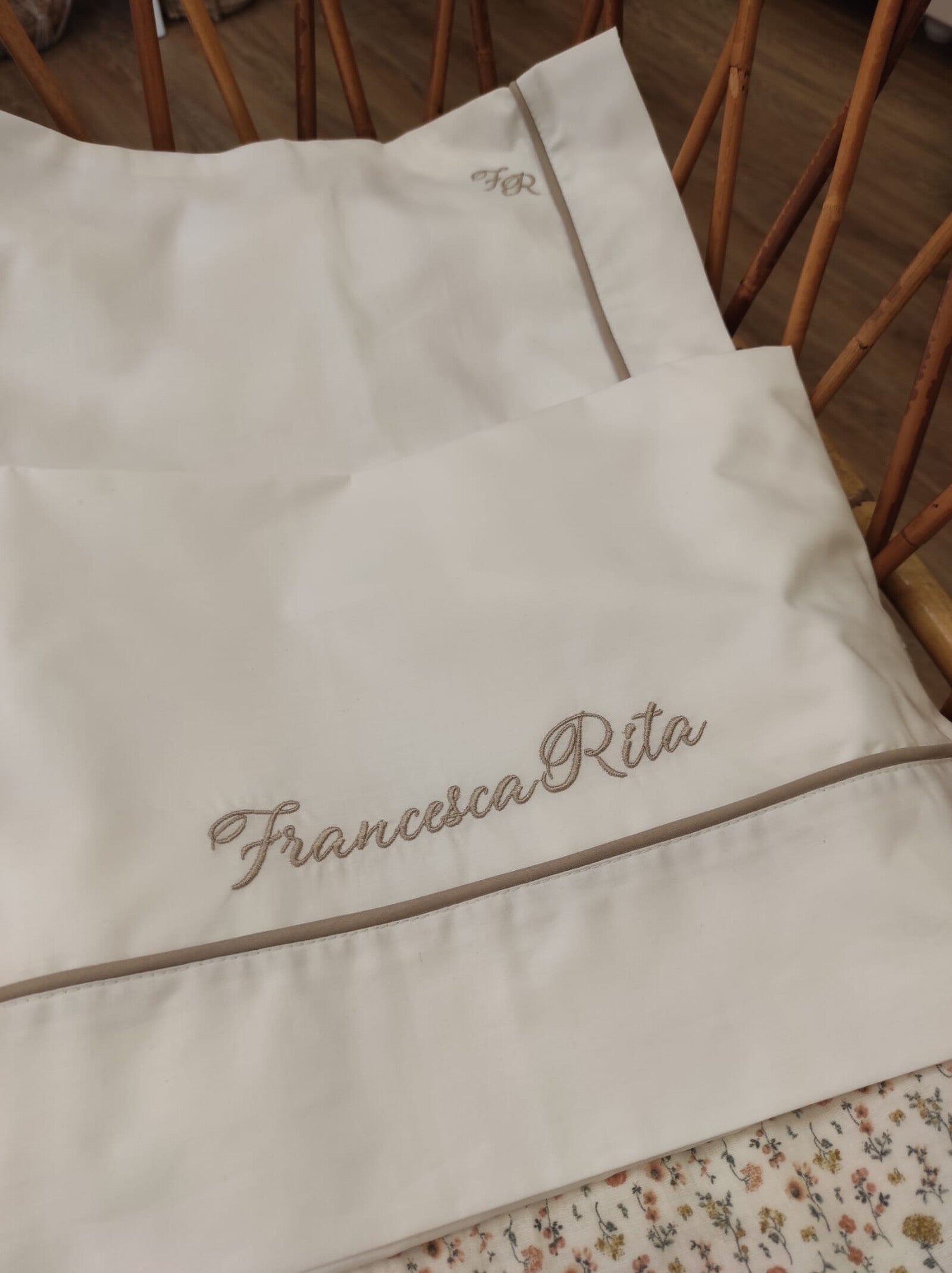 Lenzuolino personalizzato con profilo