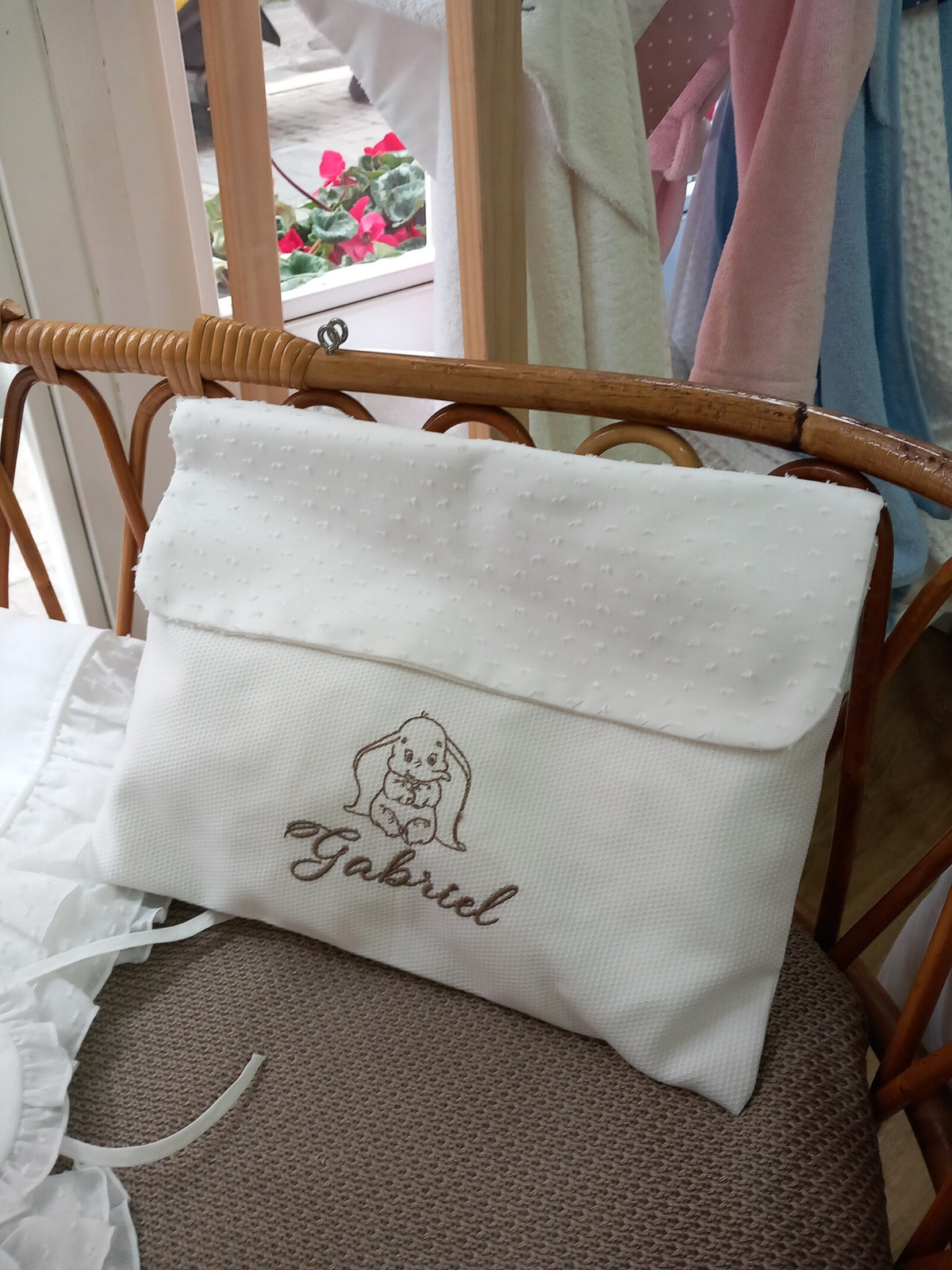 Busta nascita con pattina in plumetis