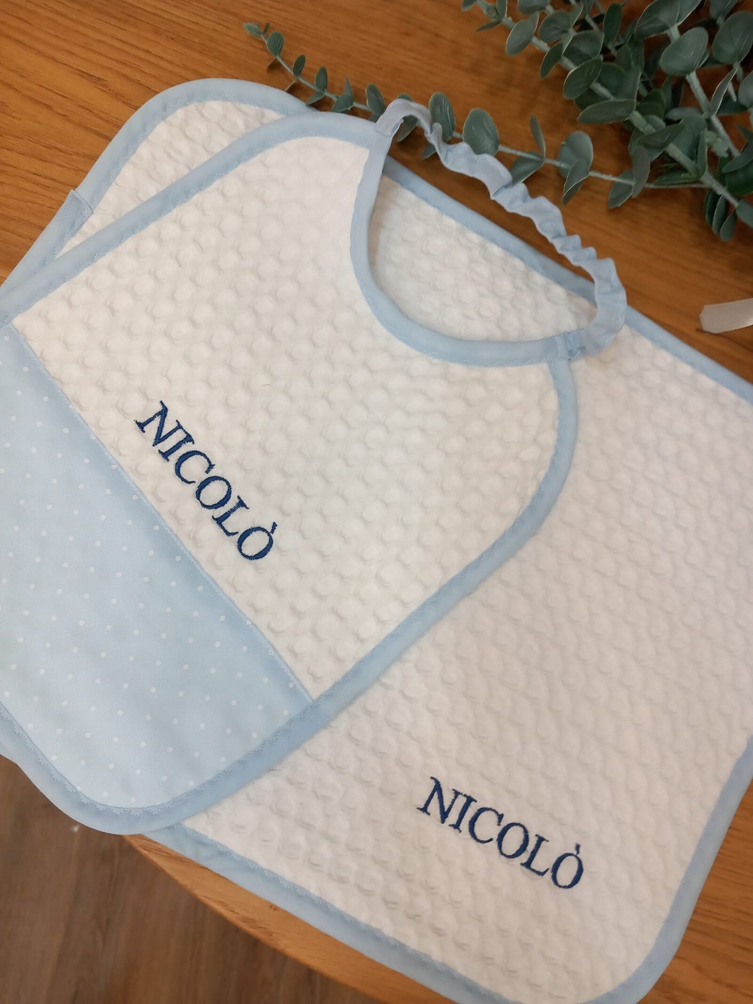 Set Asilo in apone, tovaglietta e bavaglino