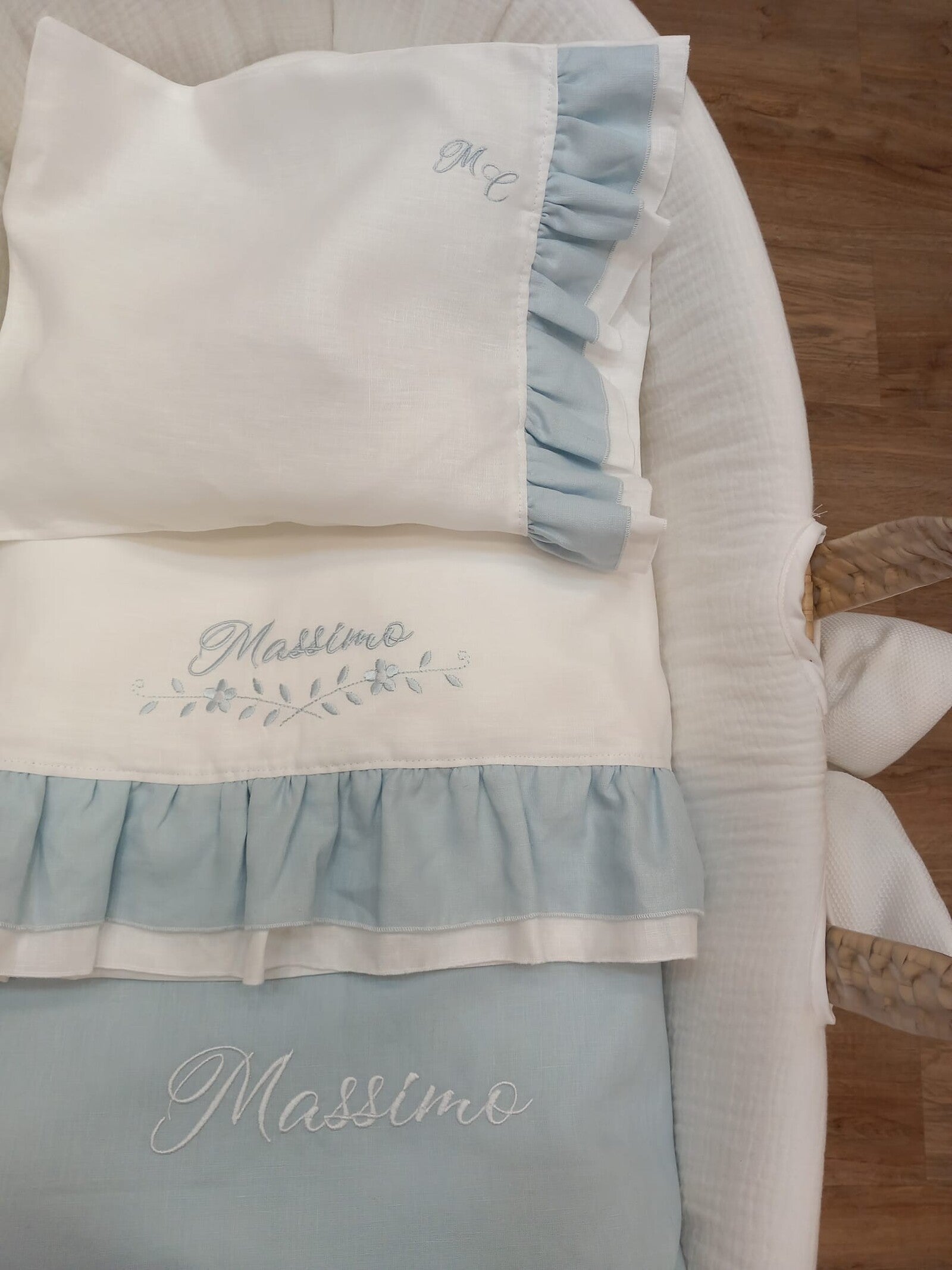 Coordinato per carrozzina in lino, lenzuolino con rouche e copertina