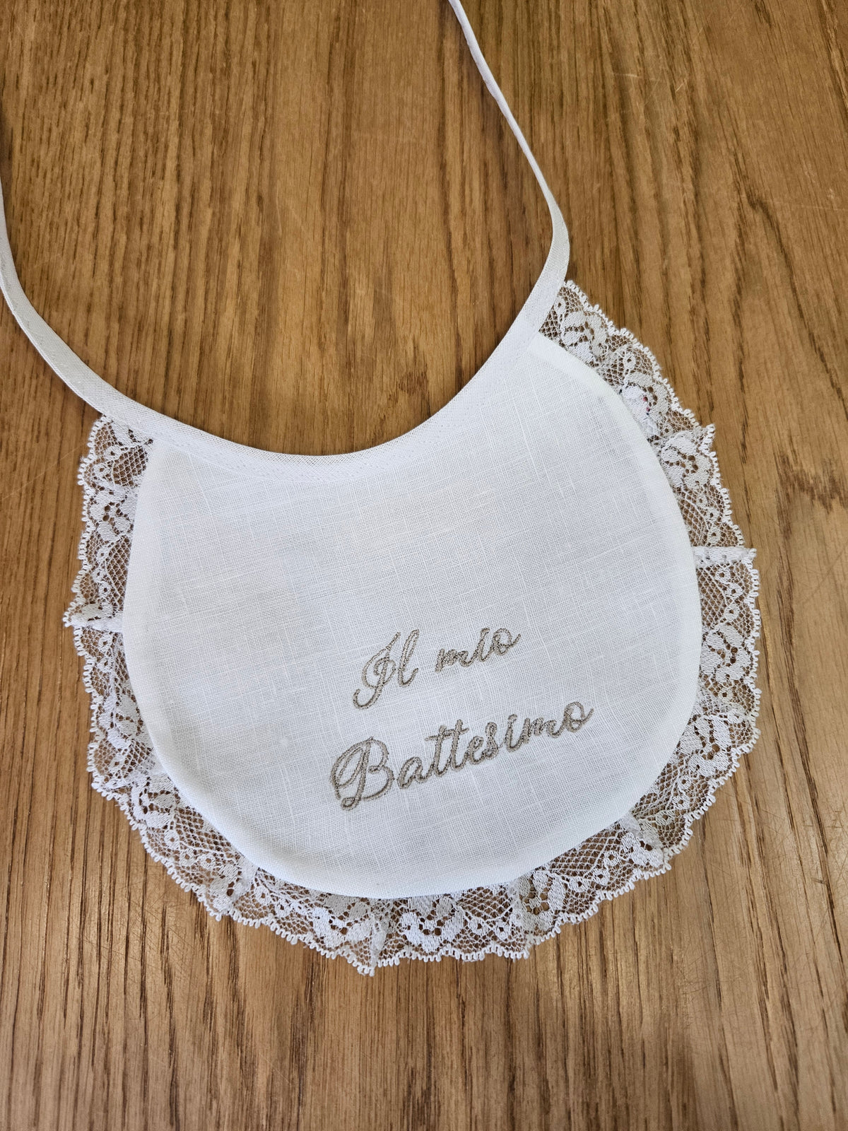 Bavaglino Battesimale Personalizzato in Lino con Pizzo