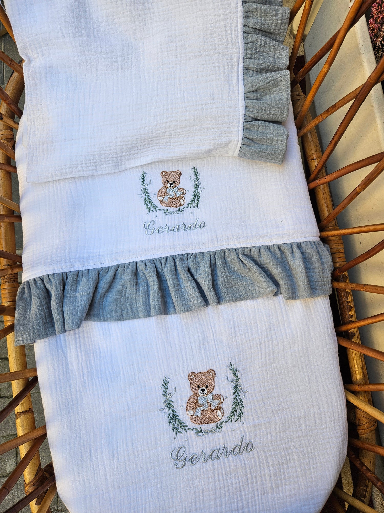 Coordinato nascita in mussola, Lenzuolino con federa cuscino, coprimaterassino e copertina